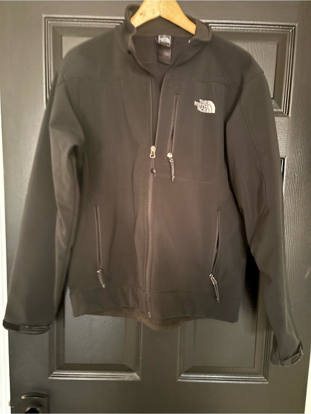 The North Face Men's Black Performance Softshell Jacket